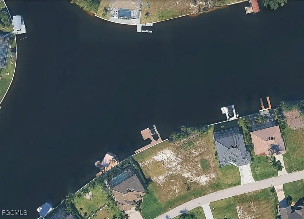 3527 NW 21st Terrace Cape Coral FL 33993