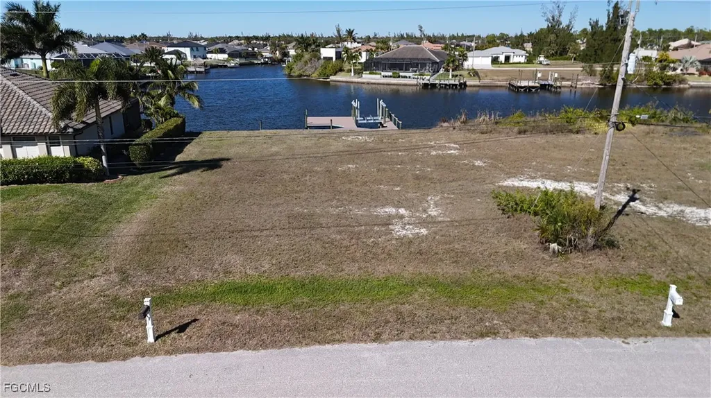 3527 NW 21st Terrace Cape Coral FL 33993