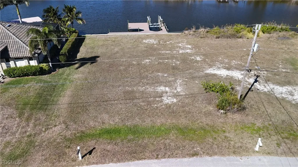 3527 NW 21st Terrace Cape Coral FL 33993