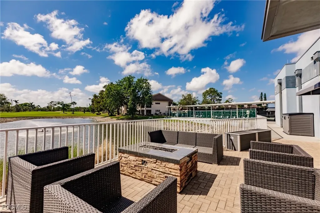5665 Trailwinds Drive Fort Myers FL 33907