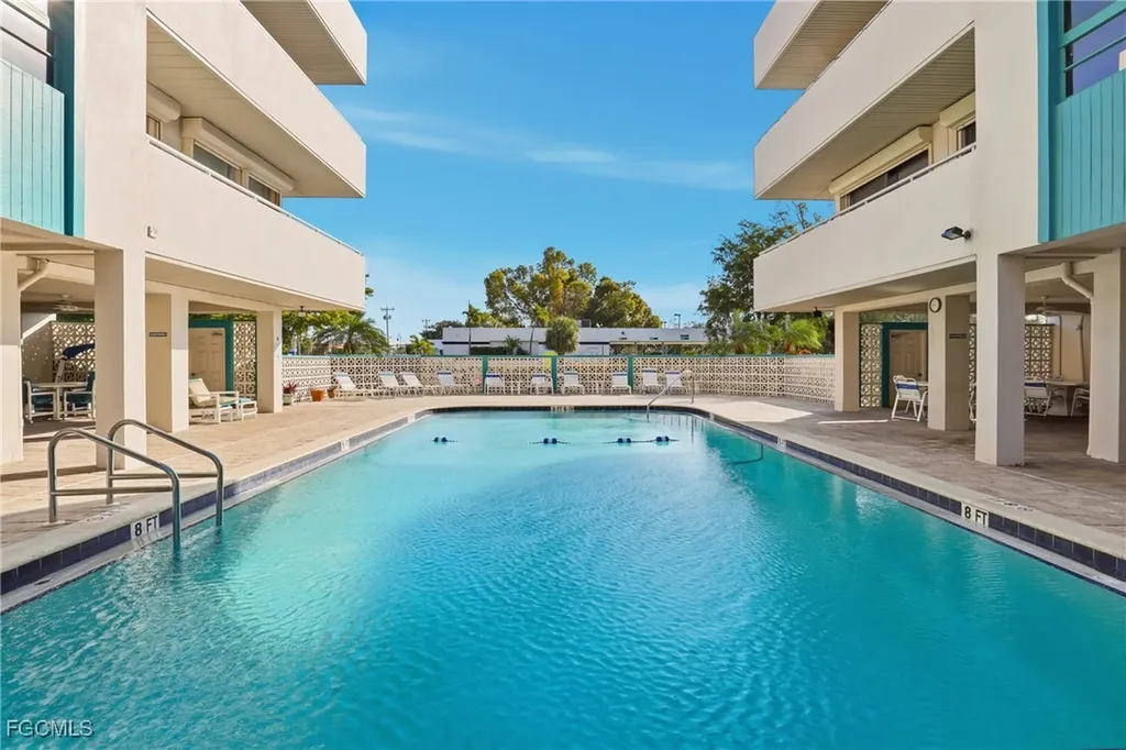 4803 Sunset Court Cape Coral FL 33904