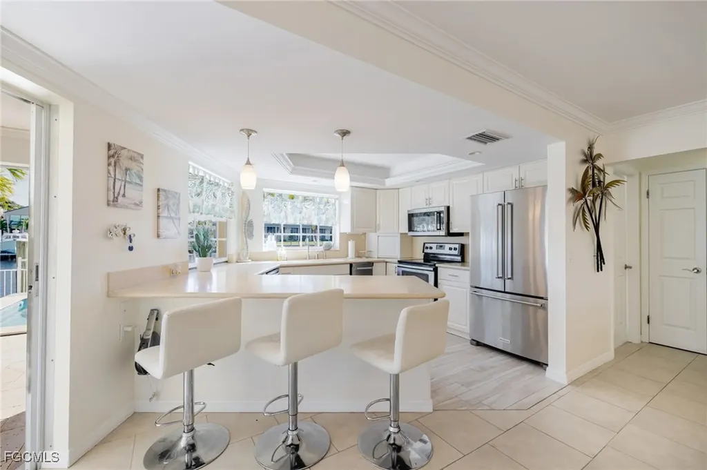 1755 SE 40th Terrace Cape Coral FL 33904