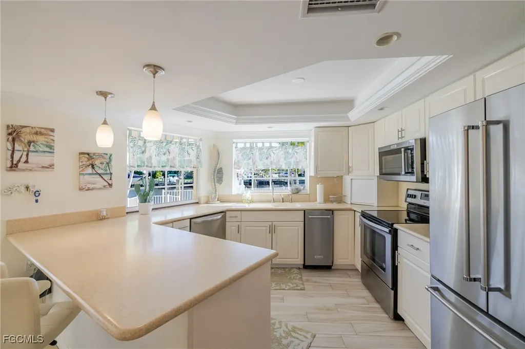 1755 SE 40th Terrace Cape Coral FL 33904