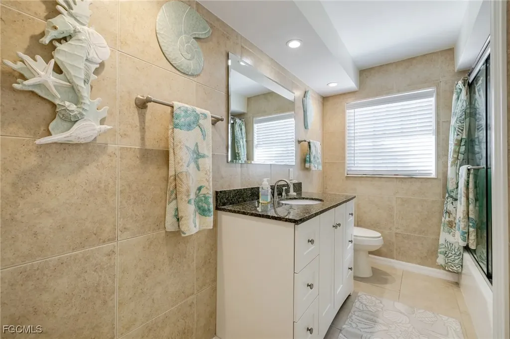 1755 SE 40th Terrace Cape Coral FL 33904