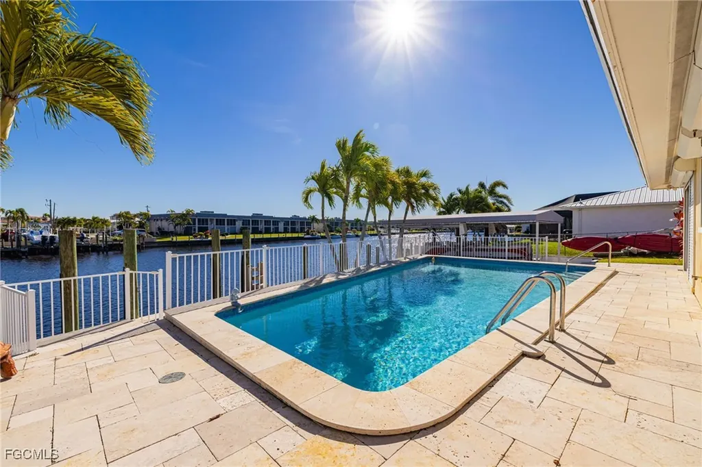 1755 SE 40th Terrace Cape Coral FL 33904