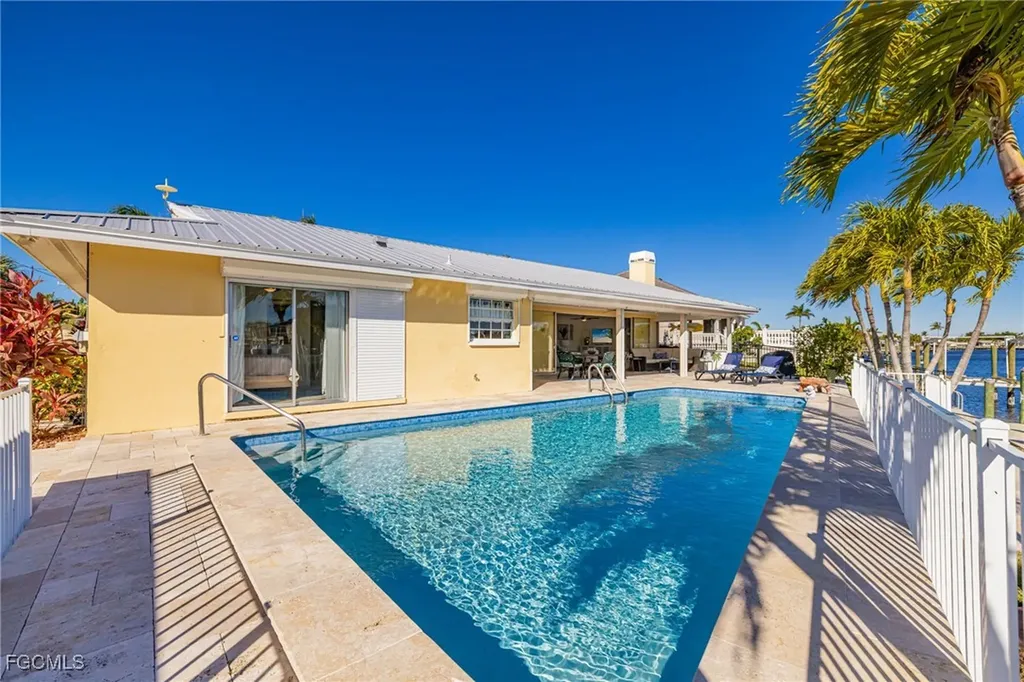 1755 SE 40th Terrace Cape Coral FL 33904