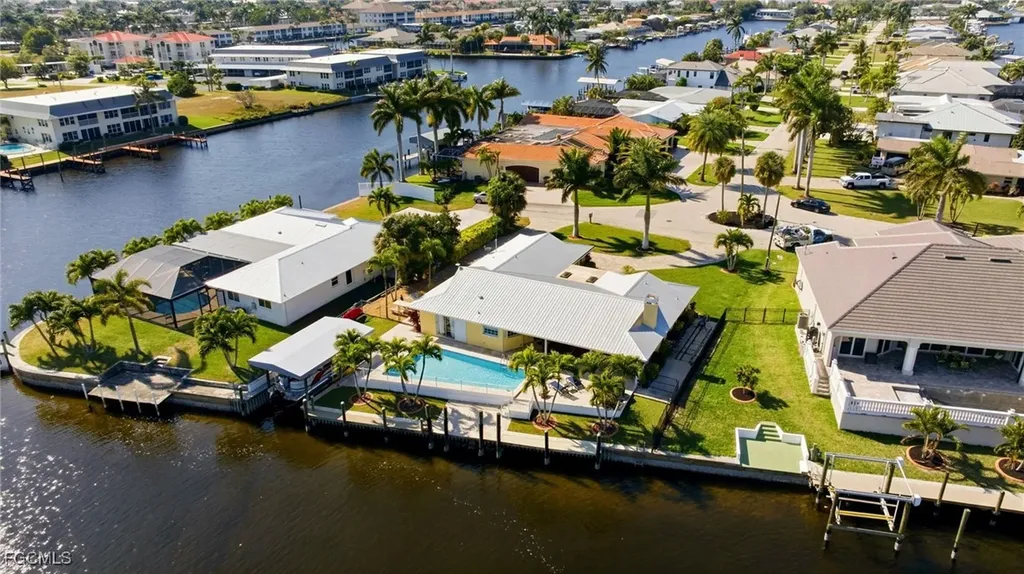 1755 SE 40th Terrace Cape Coral FL 33904