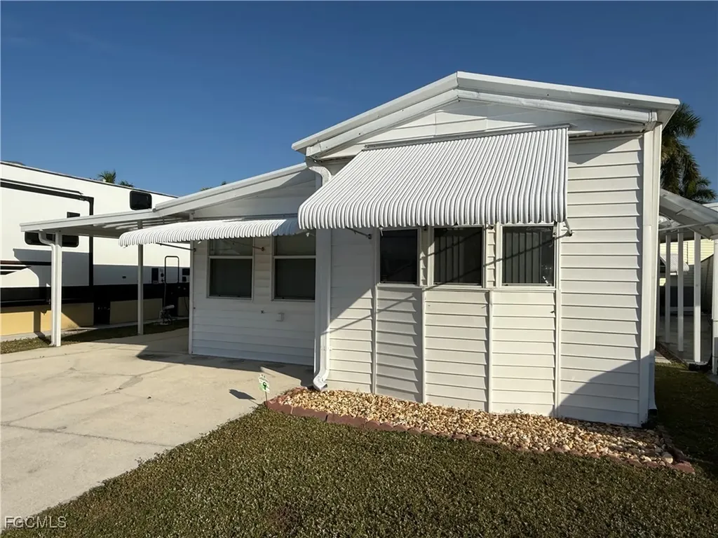 11182 Sunglow Lane Fort Myers FL 33908