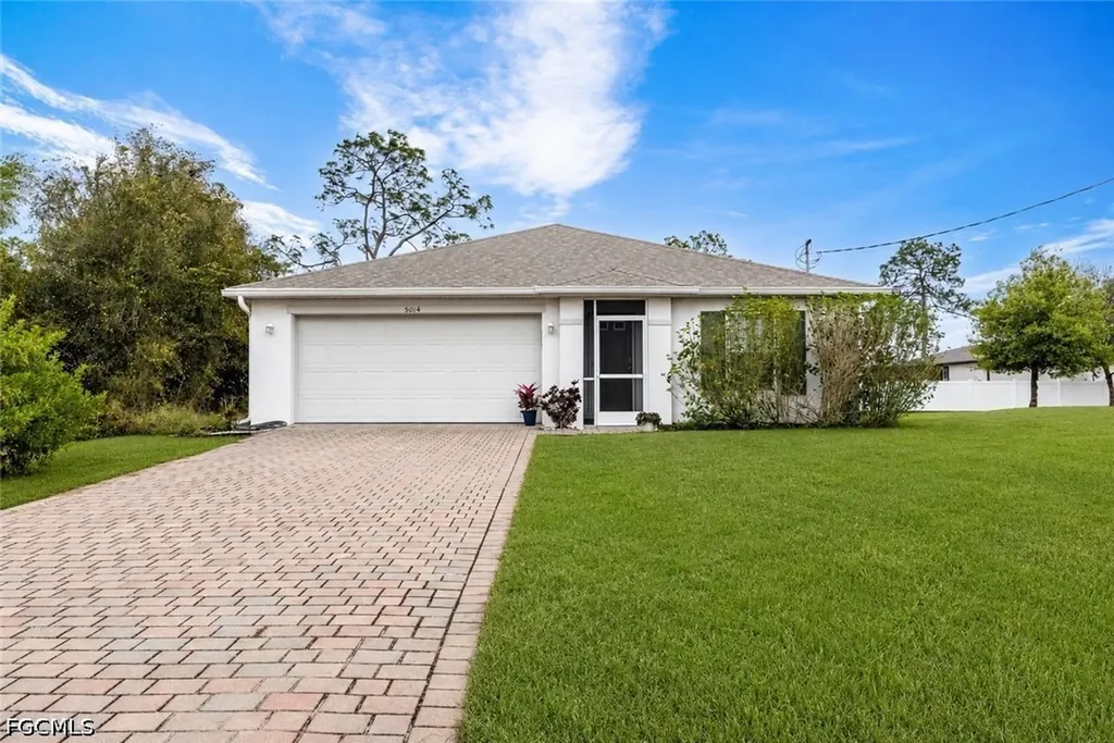 5014 Dania Circle Labelle FL 33935
