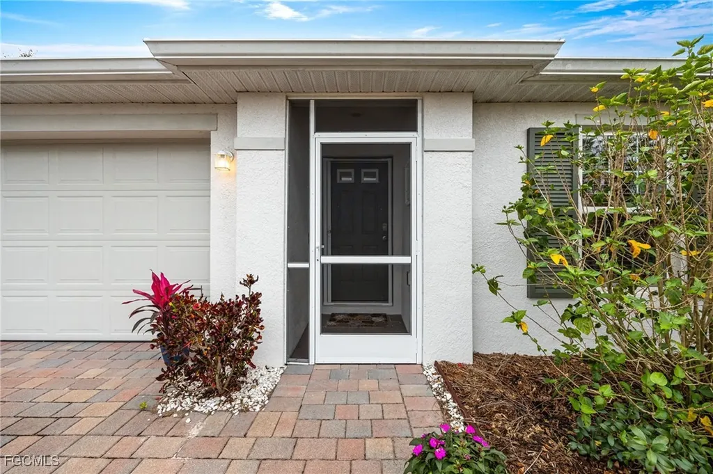 5014 Dania Circle Labelle FL 33935