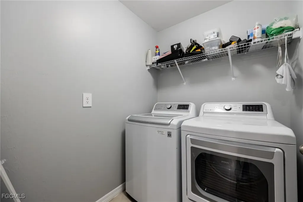 5014 Dania Circle Labelle FL 33935