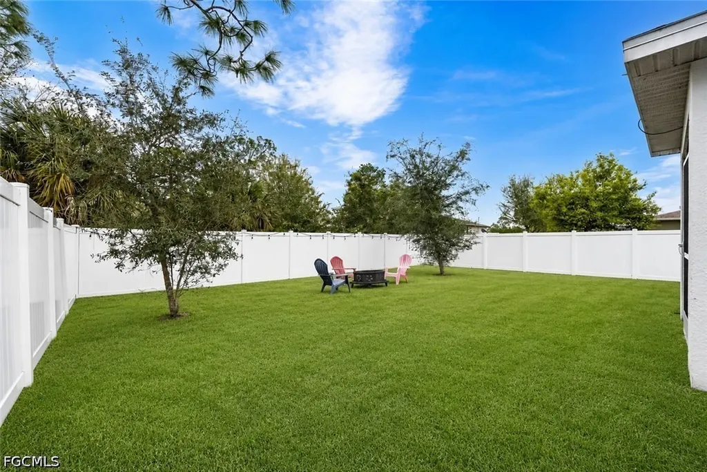 5014 Dania Circle Labelle FL 33935