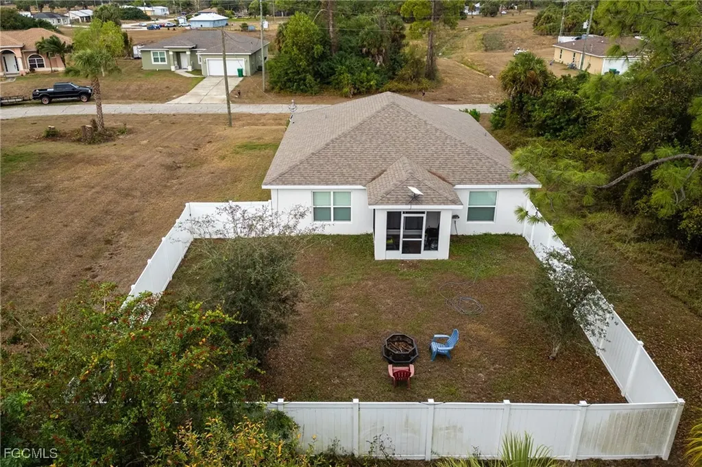 5014 Dania Circle Labelle FL 33935