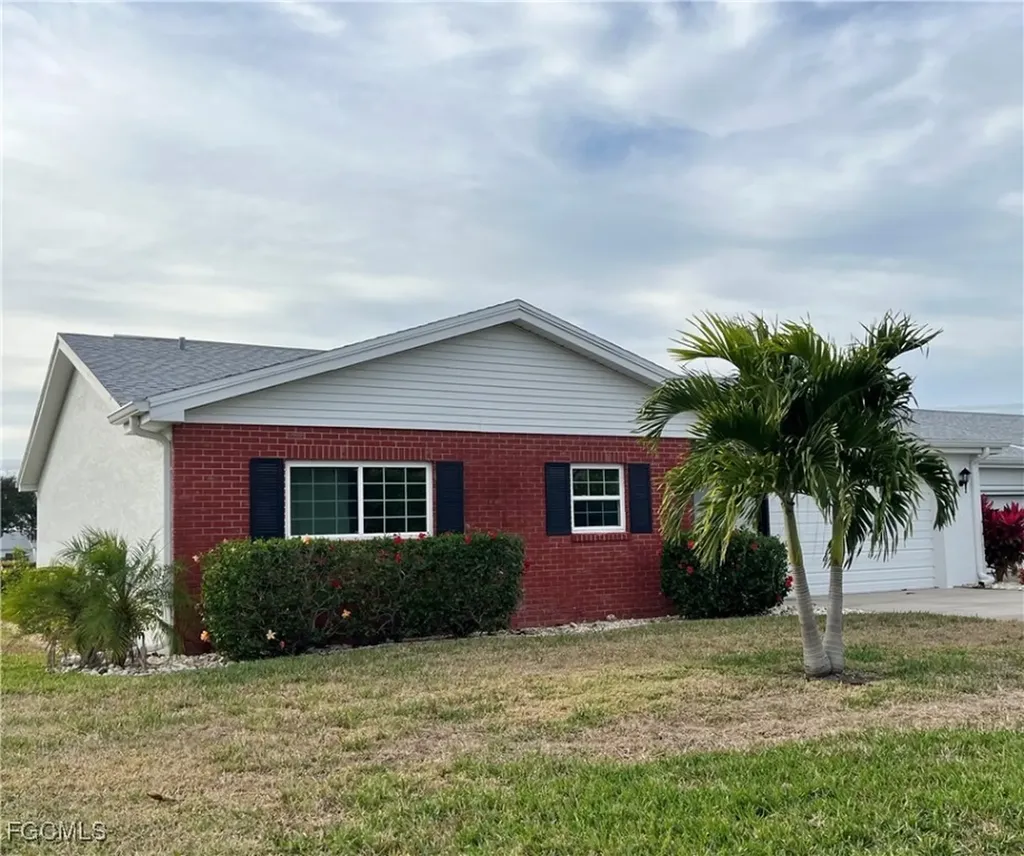 6986 Winkler Road Fort Myers FL 33919