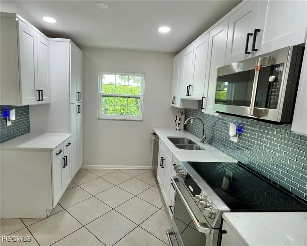 6986 Winkler Road Fort Myers FL 33919