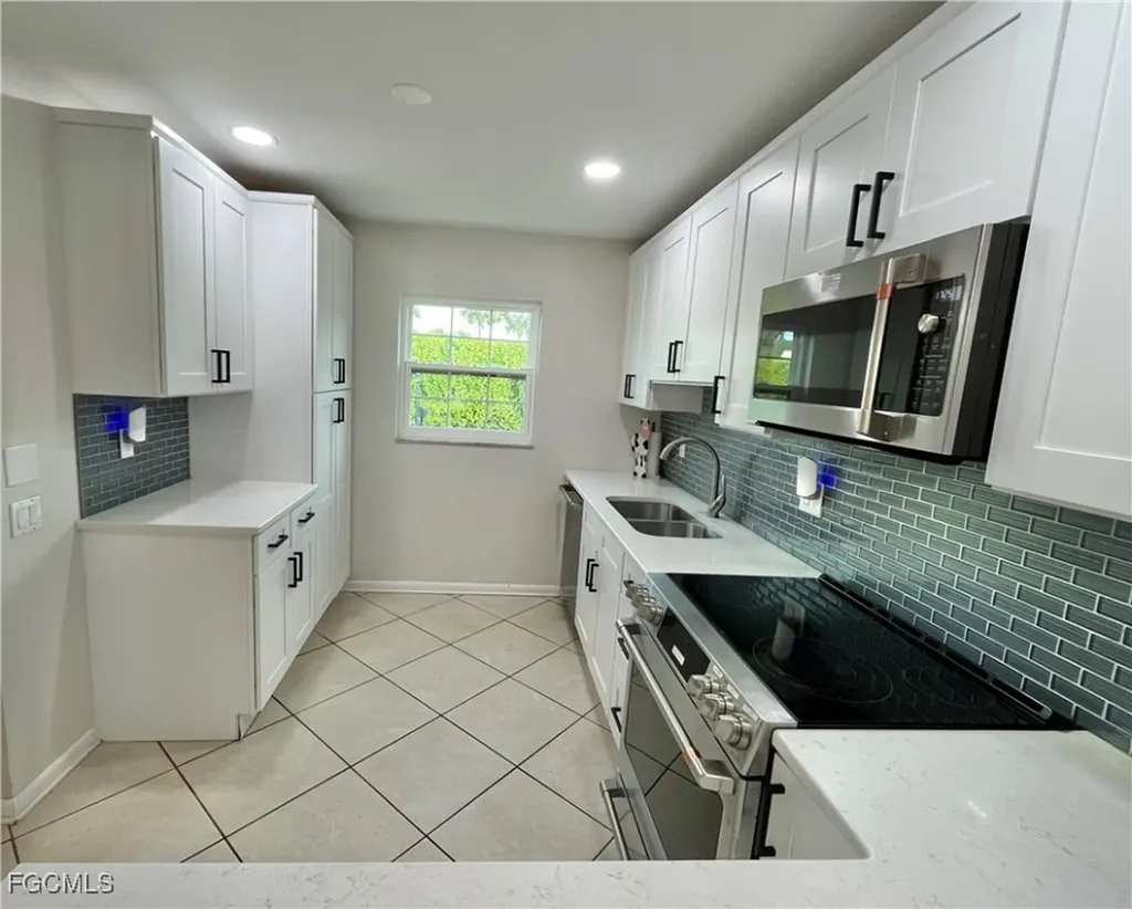 6986 Winkler Road Fort Myers FL 33919