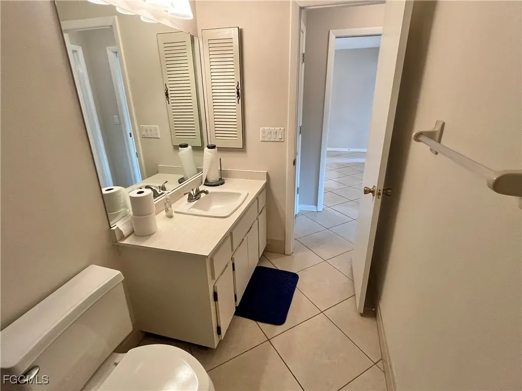 6986 Winkler Road Fort Myers FL 33919