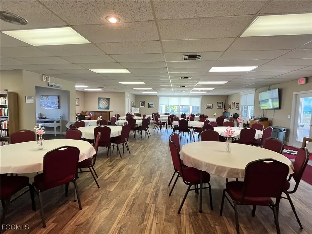 6986 Winkler Road Fort Myers FL 33919
