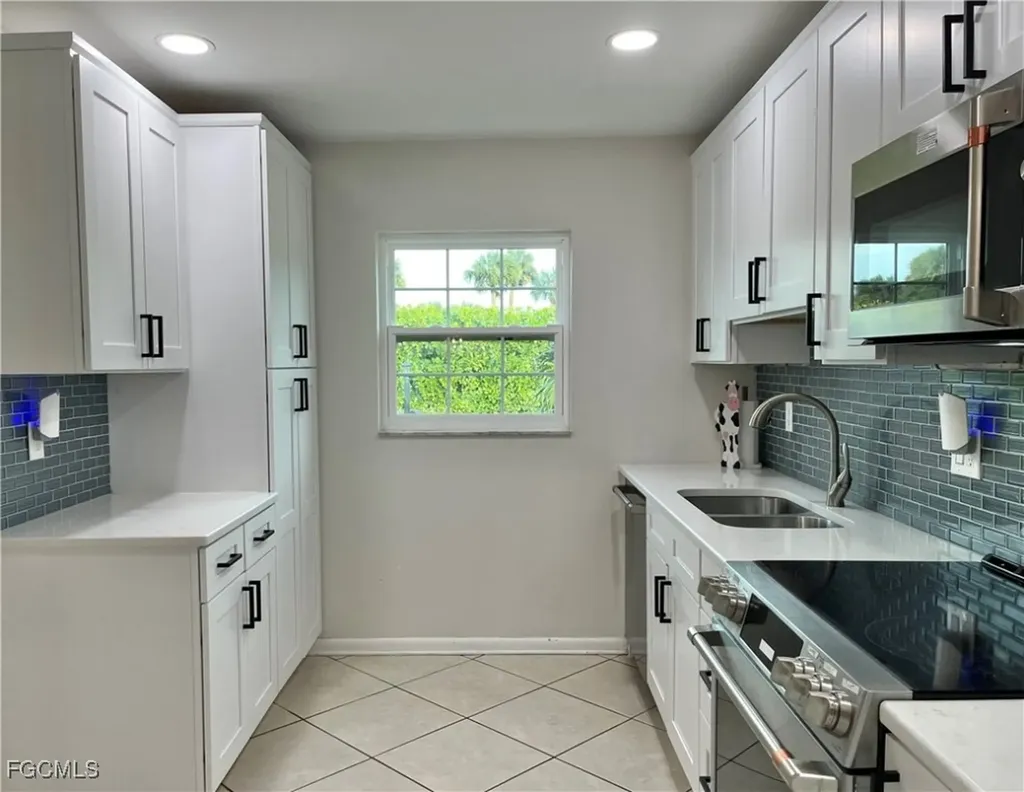 6986 Winkler Road Fort Myers FL 33919