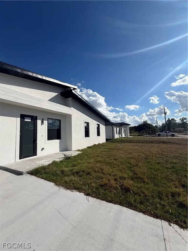 339 Western Avenue S Lehigh Acres FL 33974