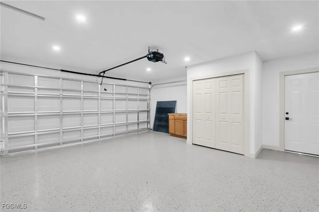2114 Davis Boulevard Fort Myers FL 33905