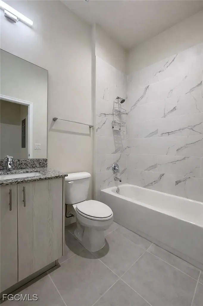 3303 SW 8th Place Cape Coral FL 33914