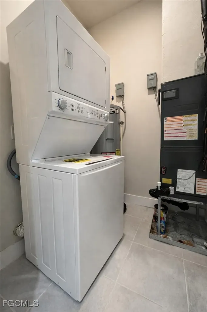 3303 SW 8th Place Cape Coral FL 33914