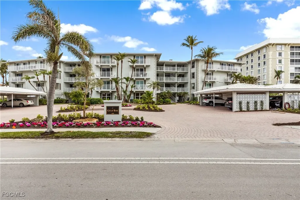 2800 Gulf Shore Boulevard N Naples FL 34103