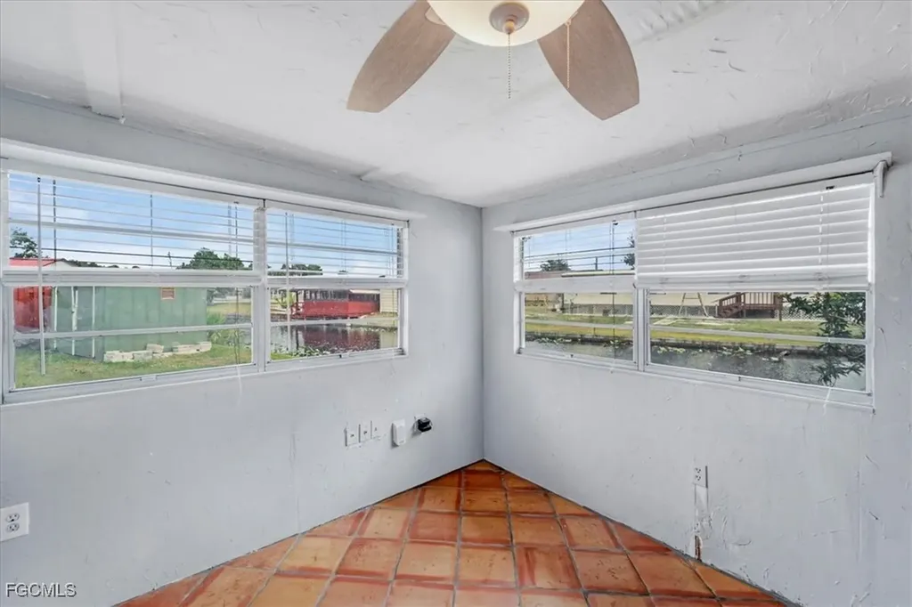 1083 Sunset Strip Moore Haven FL 33479