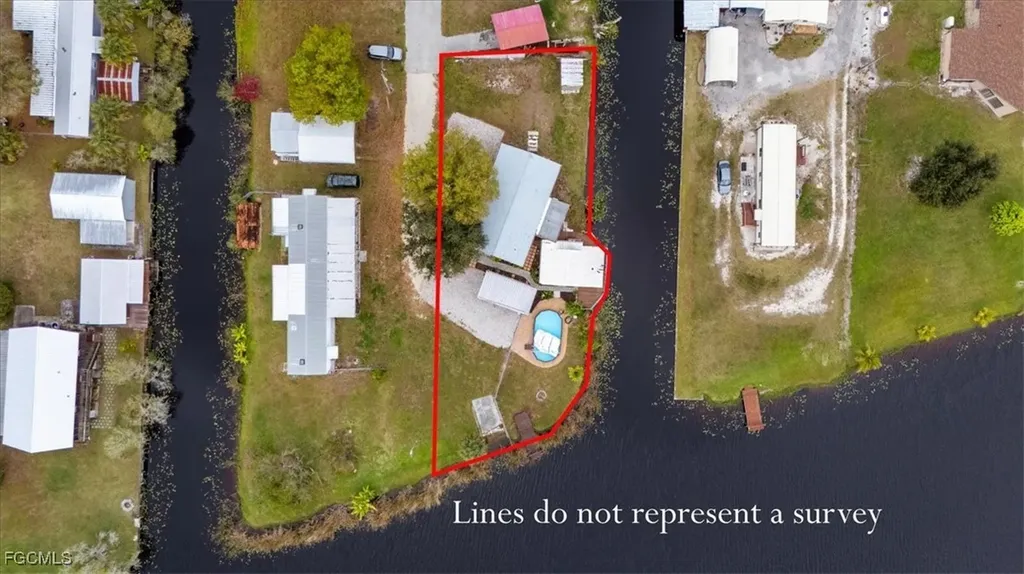 1083 Sunset Strip Moore Haven FL 33479
