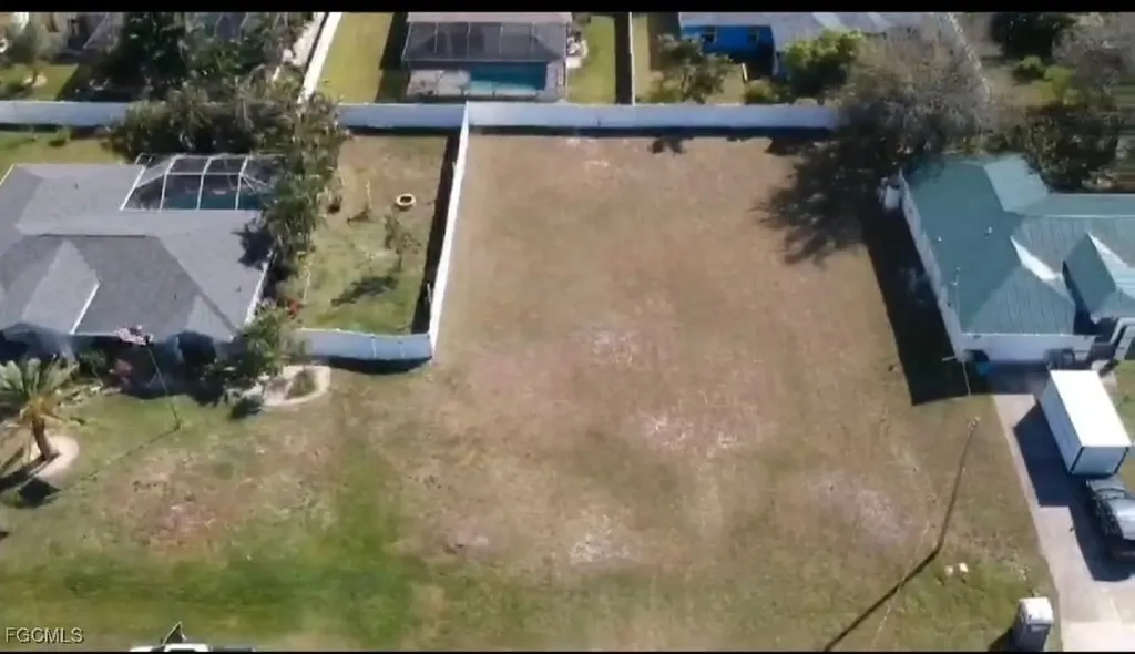 1810 SW 27th Street Cape Coral FL 33914