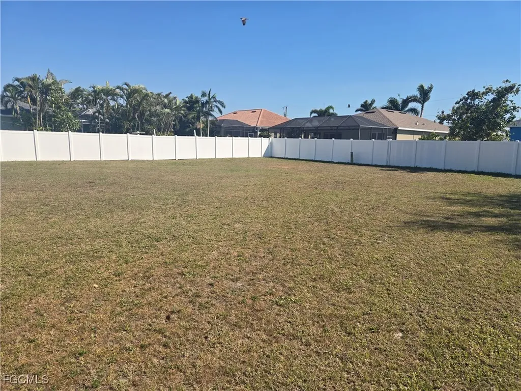 1810 SW 27th Street Cape Coral FL 33914