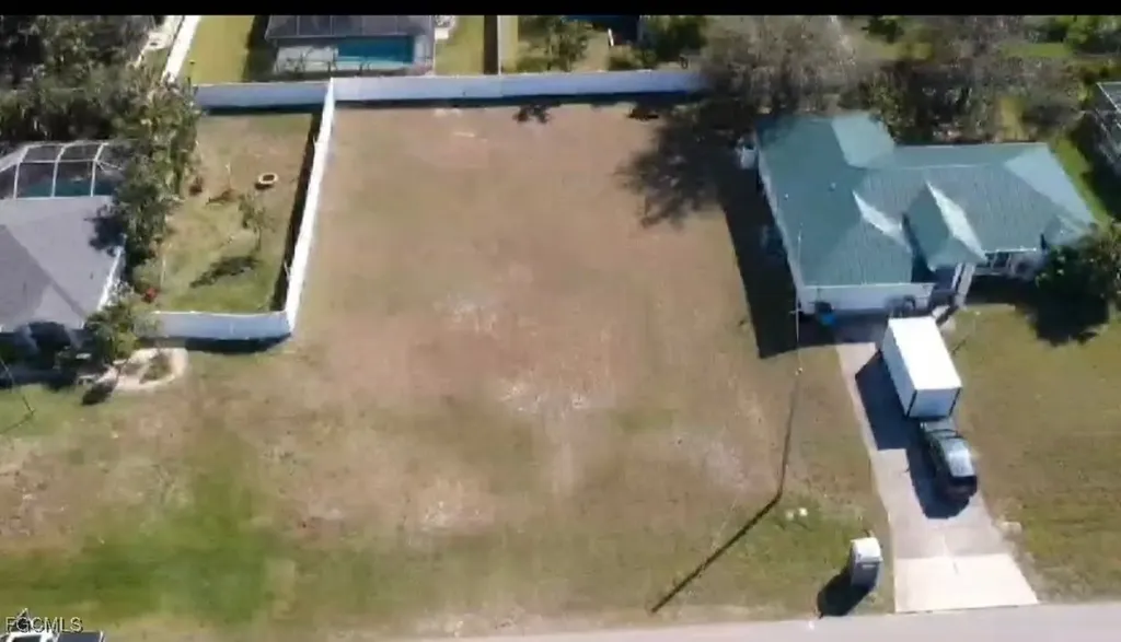 1810 SW 27th Street Cape Coral FL 33914
