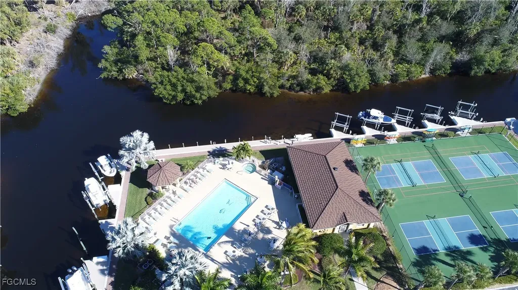 1789 Four Mile Cove Parkway Cape Coral FL 33990