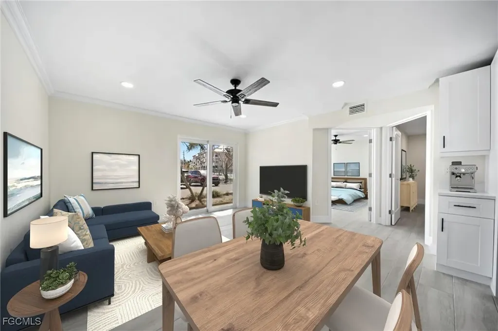 Fort Myers Beach FL, 3047 Estero Boulevard, Unit 9B