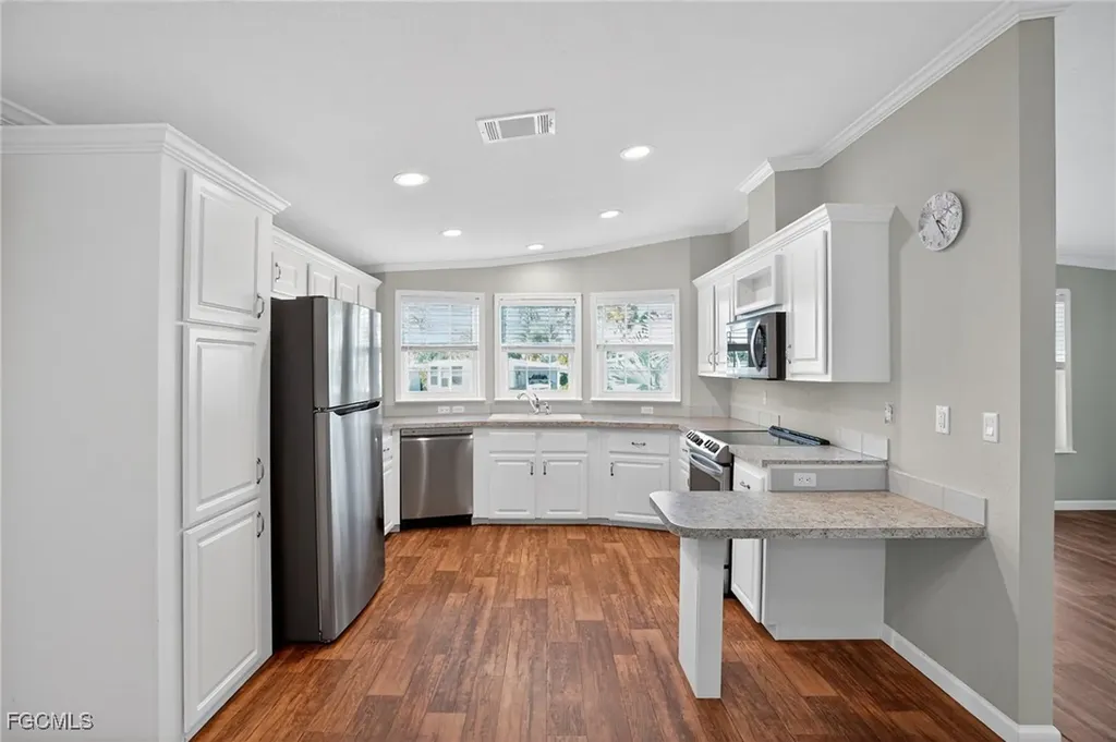 516 Menton Lane Naples FL 34112
