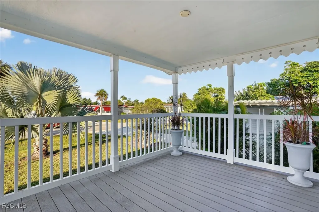 516 Menton Lane Naples FL 34112