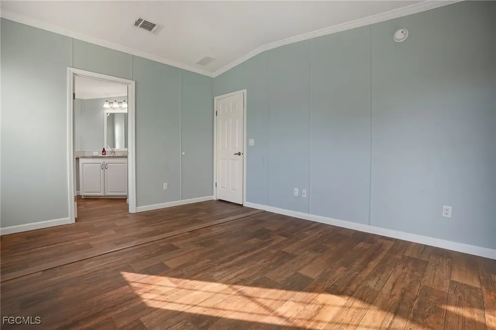 516 Menton Lane Naples FL 34112