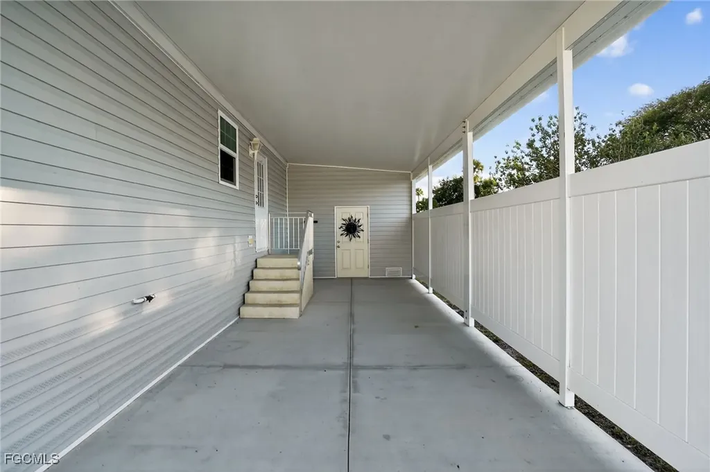 516 Menton Lane Naples FL 34112