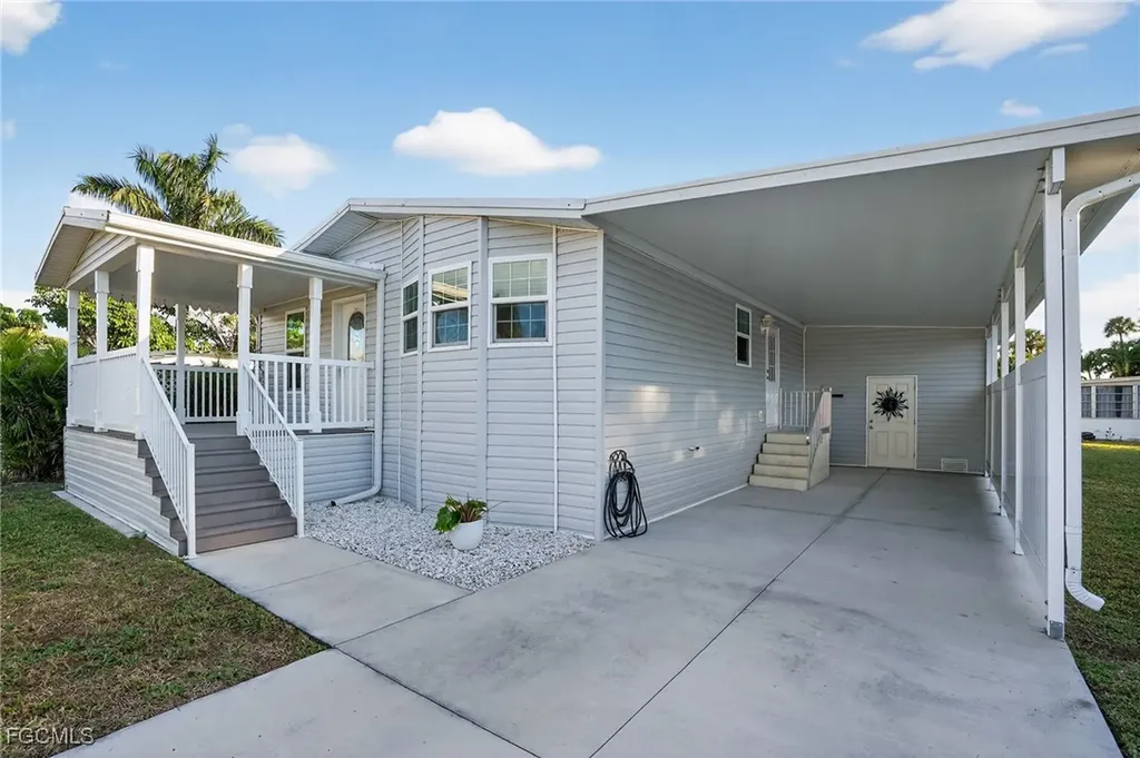 516 Menton Lane Naples FL 34112