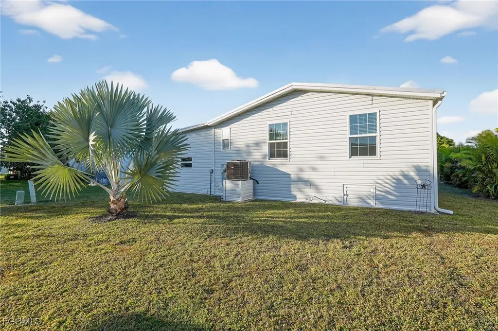 516 Menton Lane Naples FL 34112