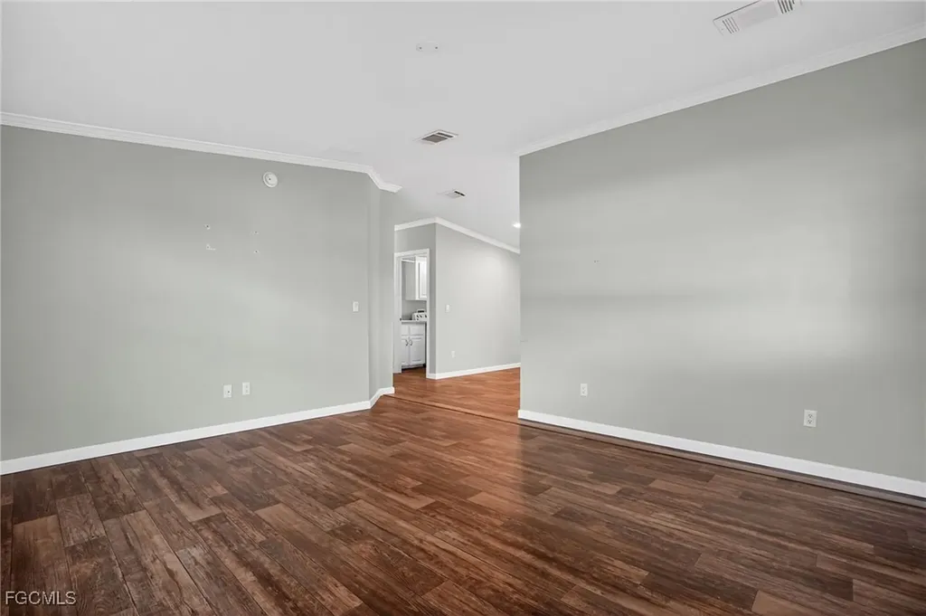 516 Menton Lane Naples FL 34112