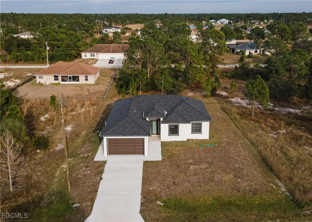 987 Edgerton Avenue Lehigh Acres FL 33974