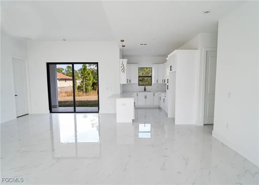 987 Edgerton Avenue Lehigh Acres FL 33974