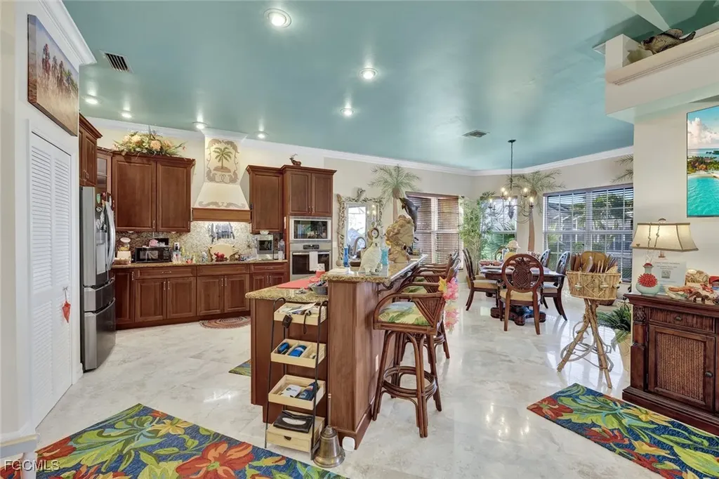 907 SW 51st Terrace Cape Coral FL 33914