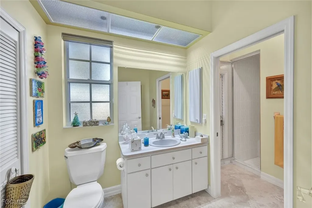 907 SW 51st Terrace Cape Coral FL 33914