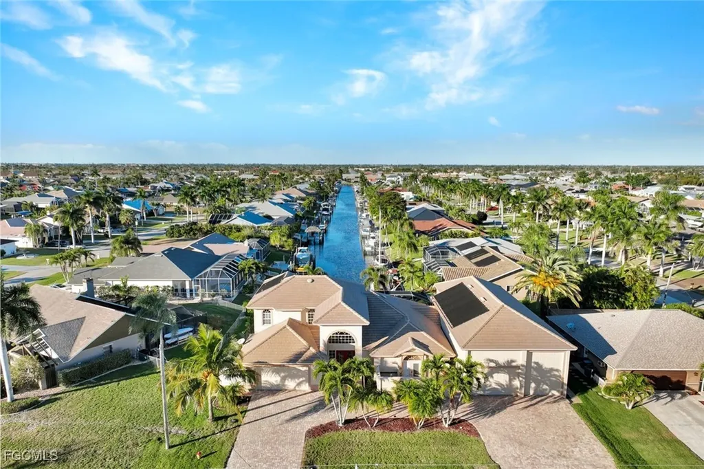 907 SW 51st Terrace Cape Coral FL 33914