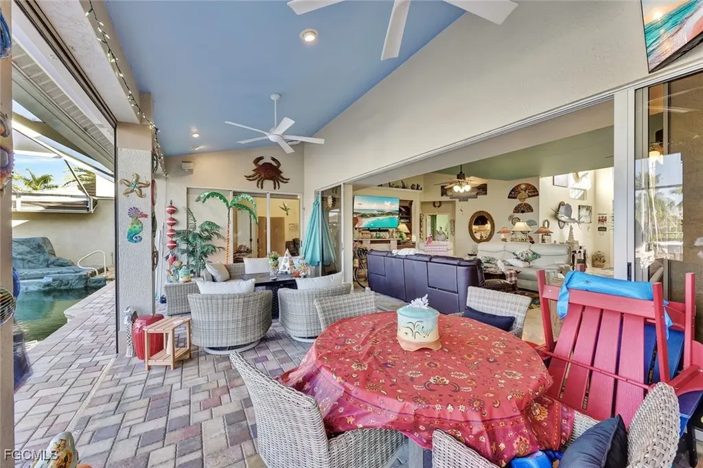 907 SW 51st Terrace Cape Coral FL 33914
