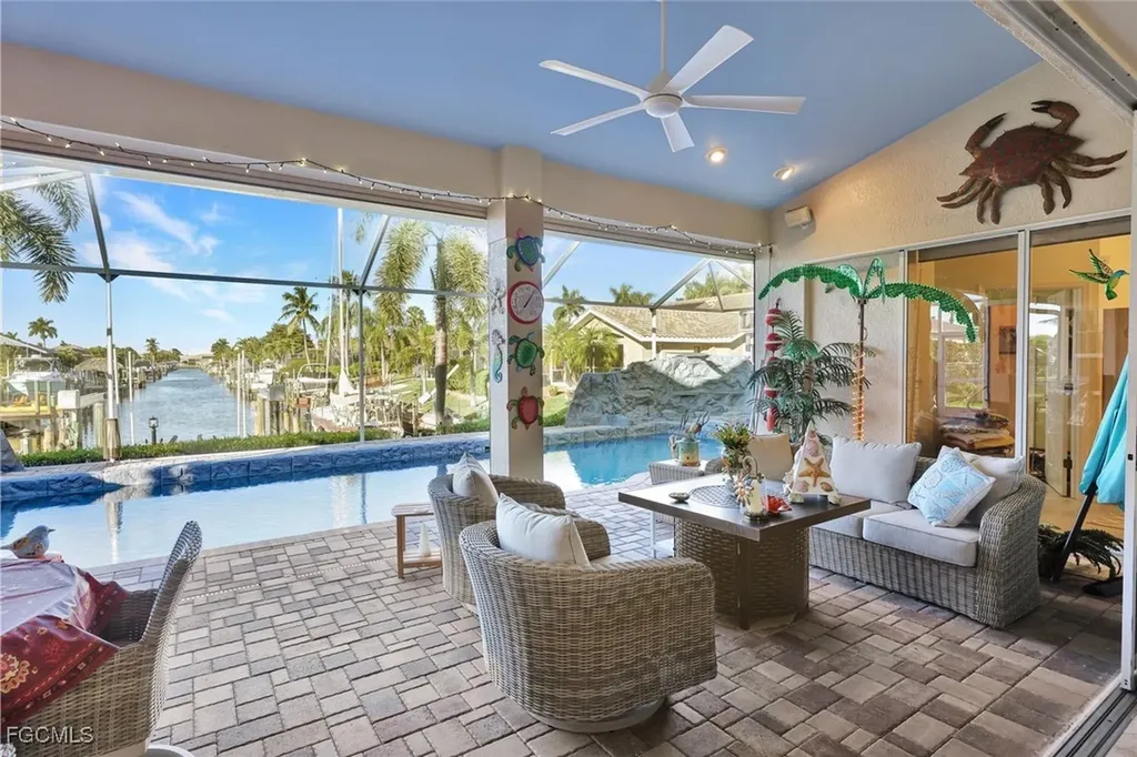 907 SW 51st Terrace Cape Coral FL 33914