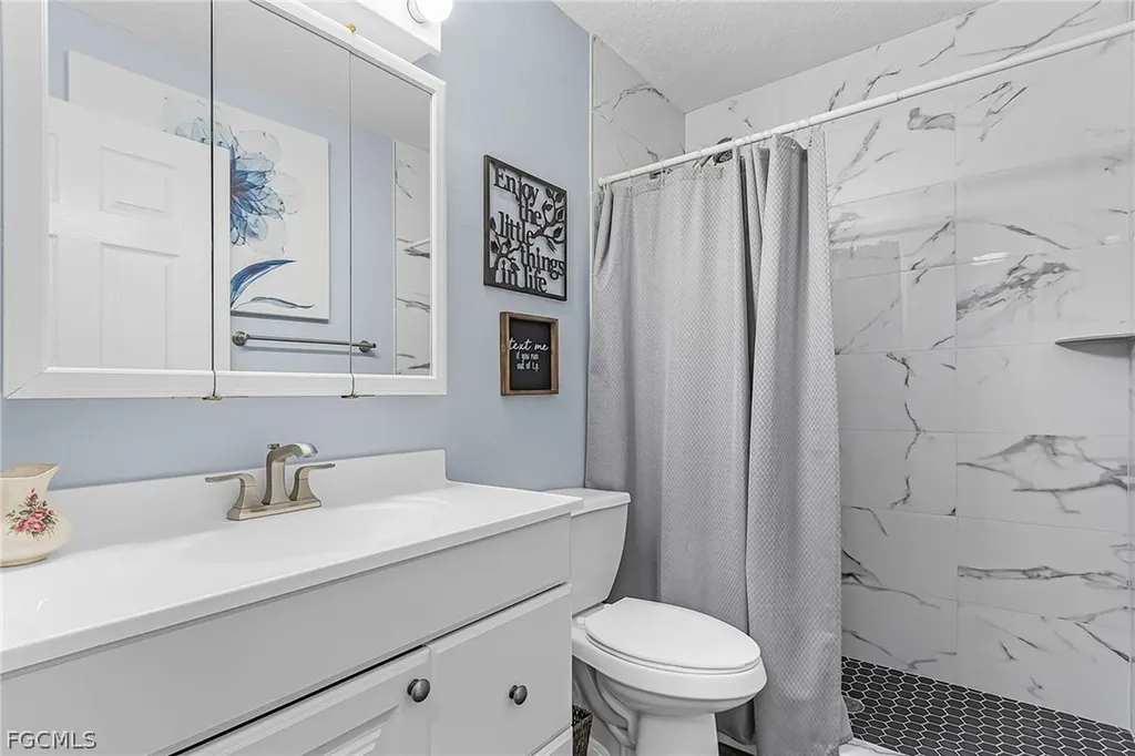 985 Quail Run Fort Denaud FL 33935